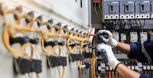 Professional Electrician technician working in Huntingburg, IN